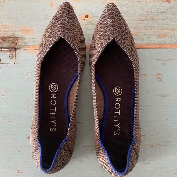 Rothy’s Rare Retired Walnut Python Print Point Flat- size 9 - Picture 4 of 6